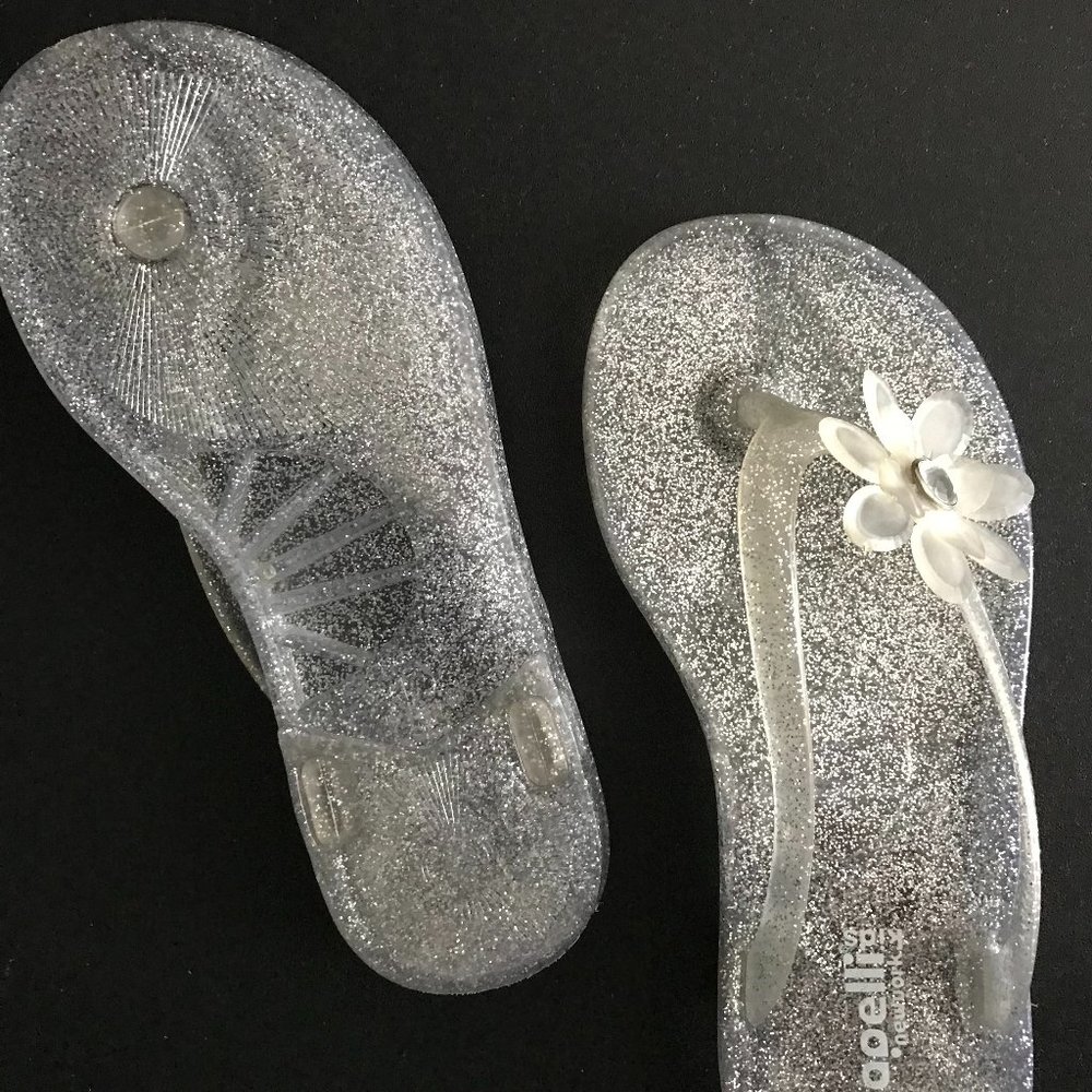 Capelli of New York Kids, Toddler (Age 4-6) Size 12 Clear Glitter Flip Flops - Picture 5 of 7